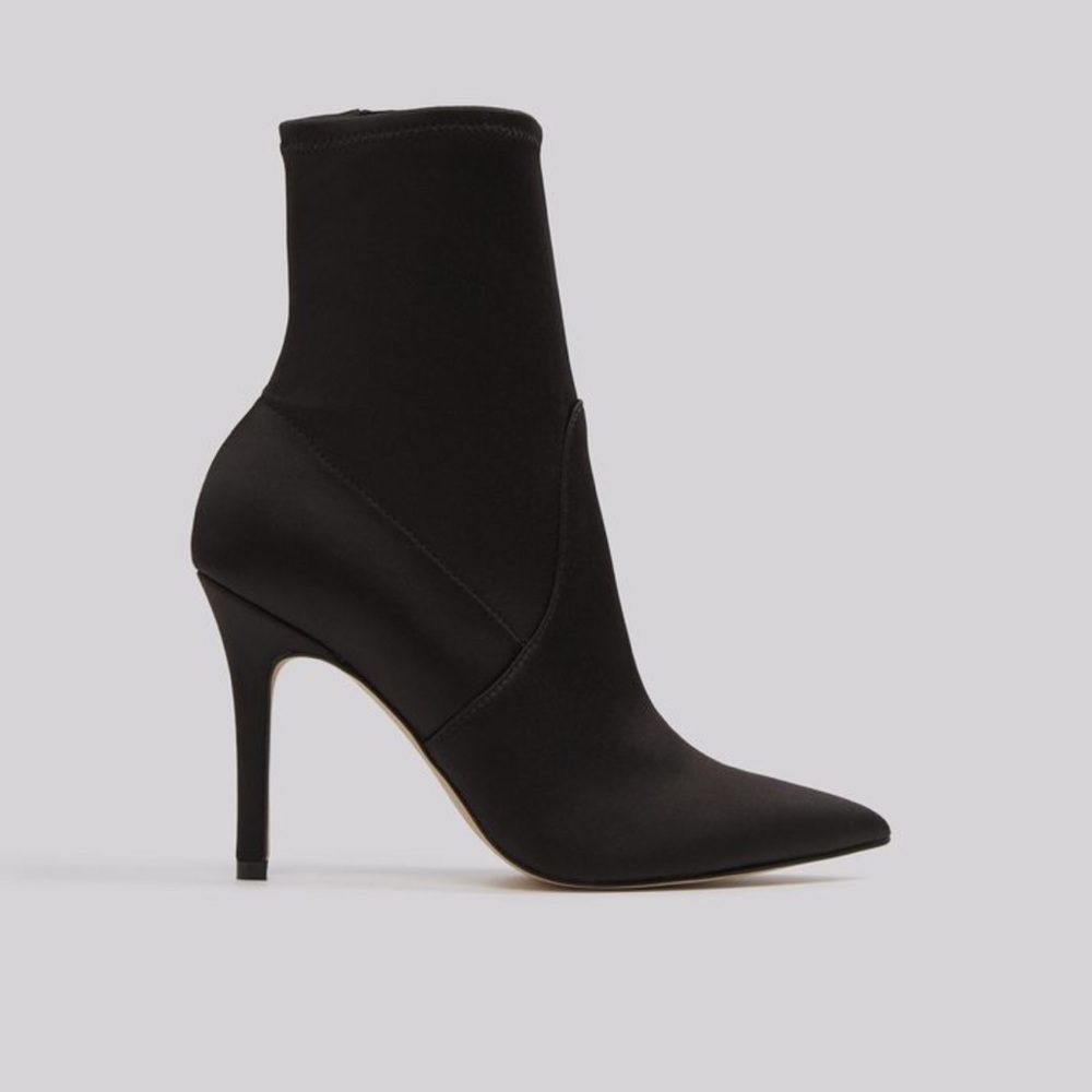 Aldo black sock ankle boot / booties miriracien